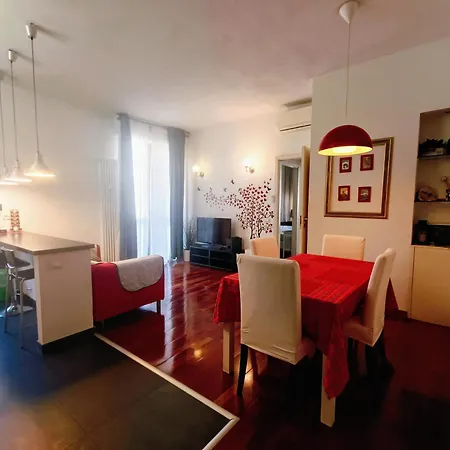 The Red Suite In Florence With Free Parking-2